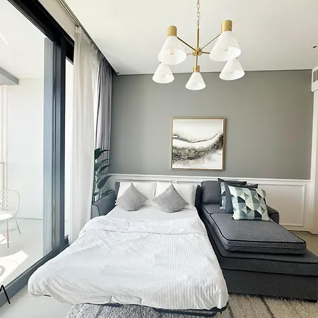 Jumeirah Gate Tower 1 - Stylish Apartment With Pool & City Views Dubai Buitenkant foto