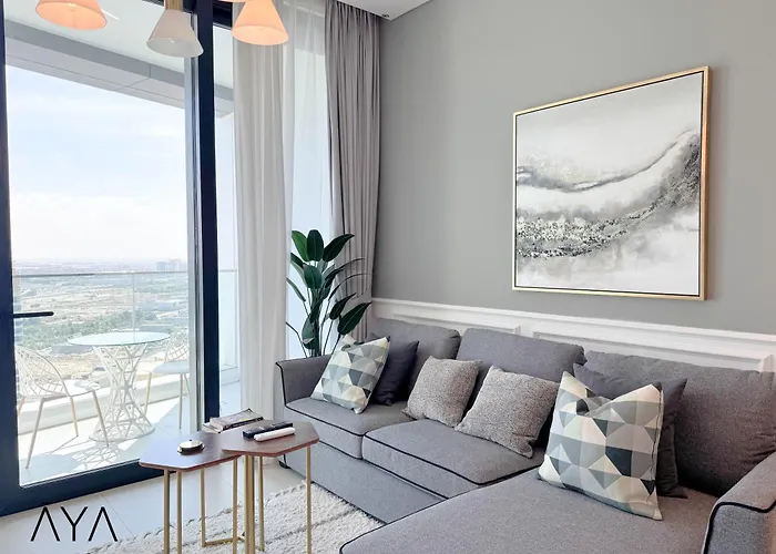 Jumeirah Gate Tower 1 - Stylish Apartment With Pool & City Views